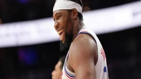 “迪马济奥阐述达米安替换原因：屈肌不适致坚持不易”